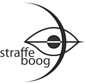 Logo van Straffe Boog: een gespannen boog met een oog waardoor de pijl loopt. Erin de woorden 'straffe boog'.